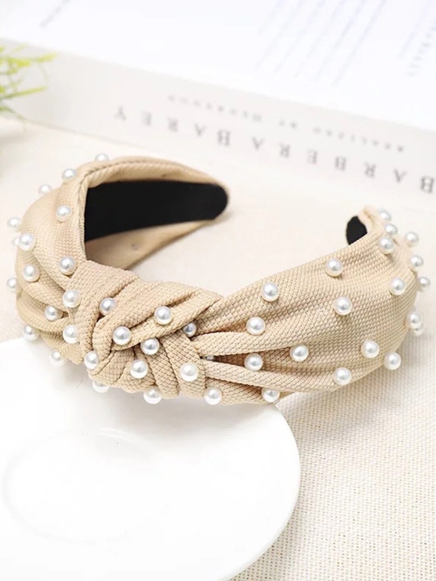 

Vembley Women Cream-Coloured & White Beaded Hairband