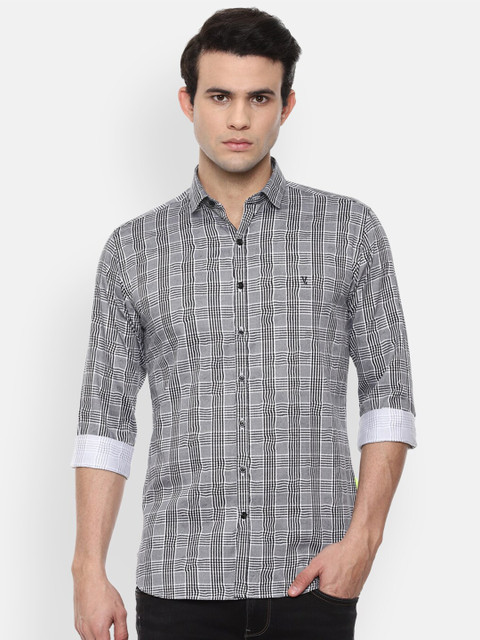 

V Dot Men Black Slim Fit Checked Casual Shirt
