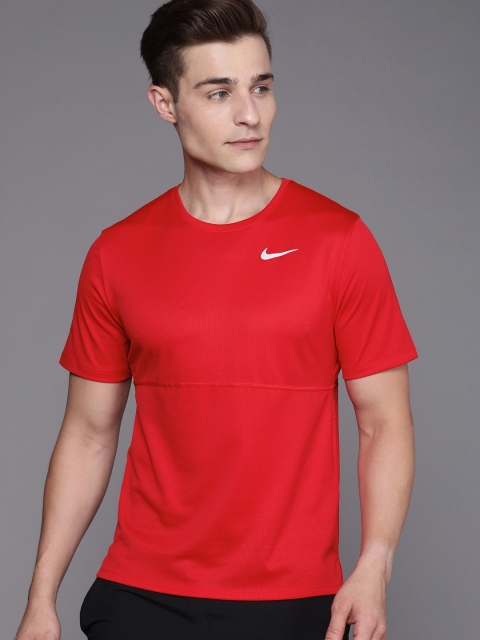 

Nike Men Red Self Designed Brand Logo Sports T-shirt
