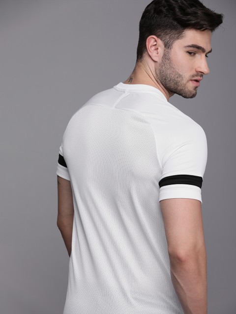 

Nike Men White Solid Dri-FIT ACD21 Football T-shirt