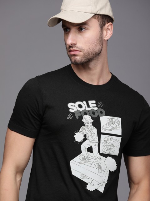 

Nike Men Black & White AS M NSW S.O. PK 2 Graphic Printed Pure Cotton Round Neck T-shirt