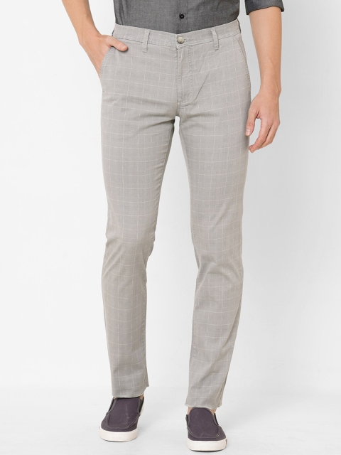

Solemio Men Grey Checked Easy Wash Trousers