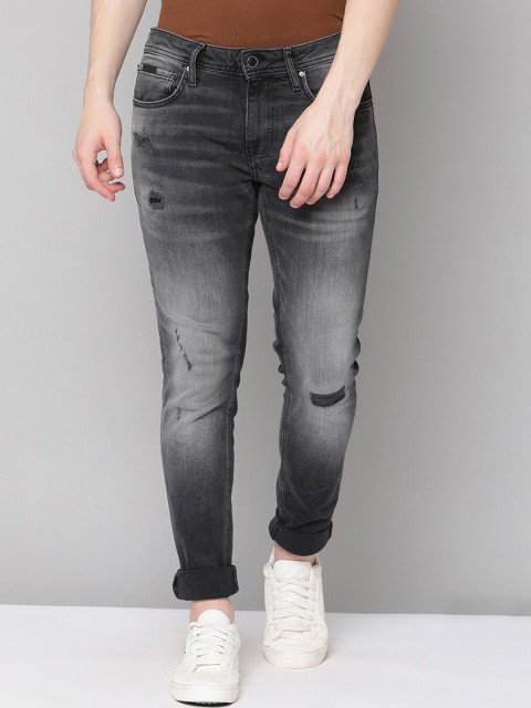

Antony Morato Men Black Skinny Fit Mildly Distressed Heavy Fade Jeans