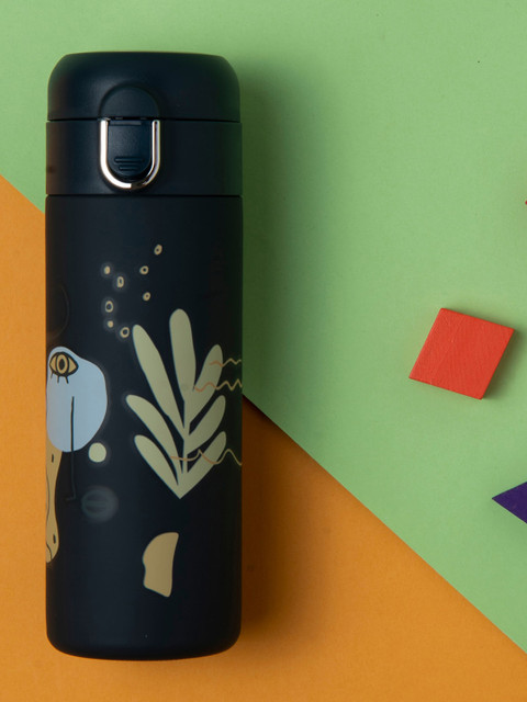 

Baby Moo Kids Navy Blue & Green Printed Stainless Steel Flask 400Ml