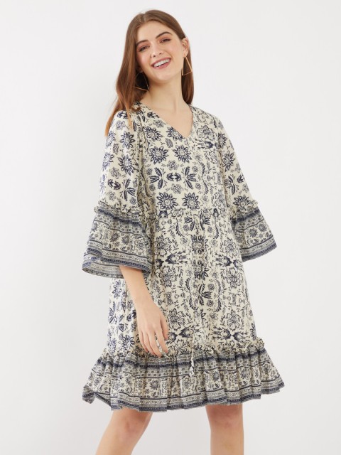 

Zink London Off-White & Black Floral A-Line Dress