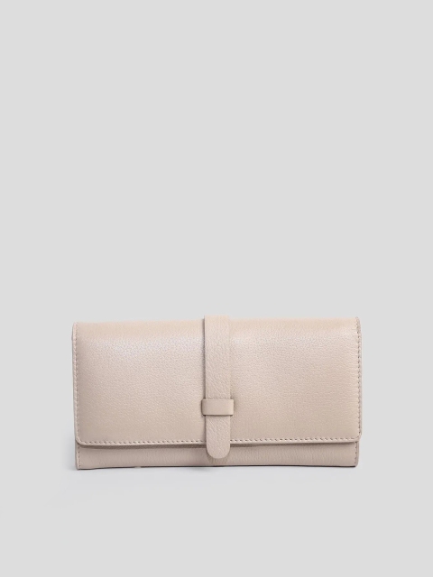 

Biba Women Nude-Coloured Solid Two Fold Wallet