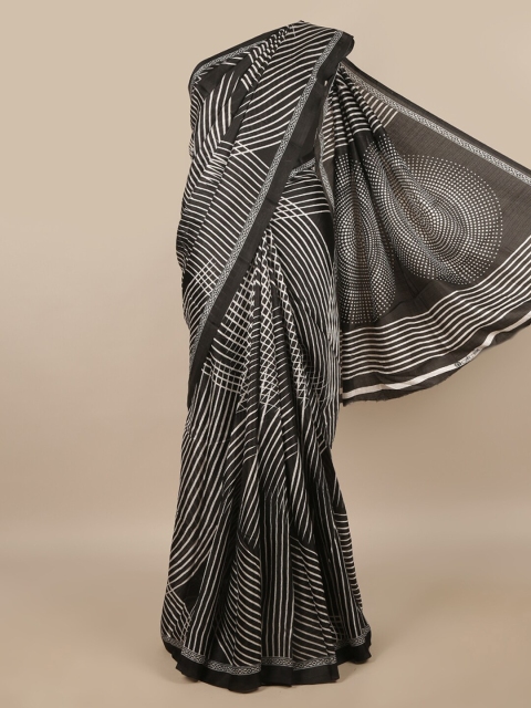 

Pothys Black & White Printed Saree