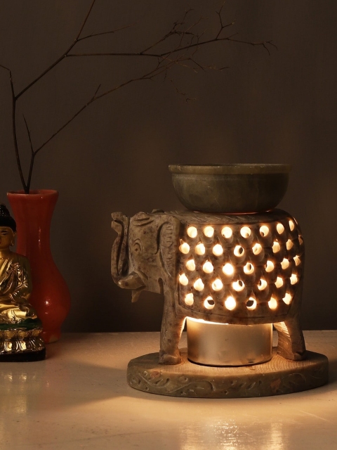 The Decor Mart Beige Handmade Marble Soapstone Tea Light Candle Holder