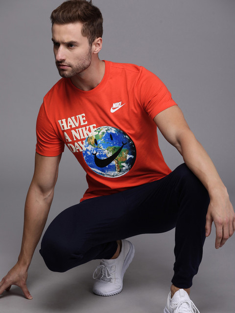 

Nike Men Orange Brand Logo Printed ESS+ STMT 1 Pure Cotton T-shirt