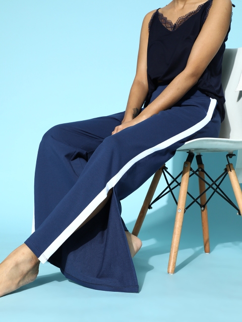 

ANWAIND Women Deep Navy Blue Solid Kick Flare Lounge Pants