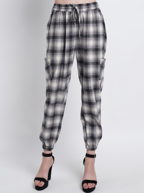 

WESTCLO Woman Beige Checked Pure Cotton Joggers