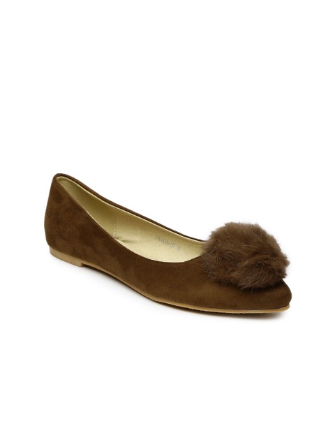 

Addons Women Brown Solid Pointed-Toe Ballerinas