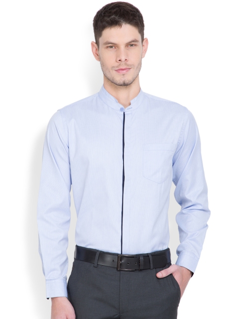 

Mark Taylor Men Blue Slim Fit Formal Shirt