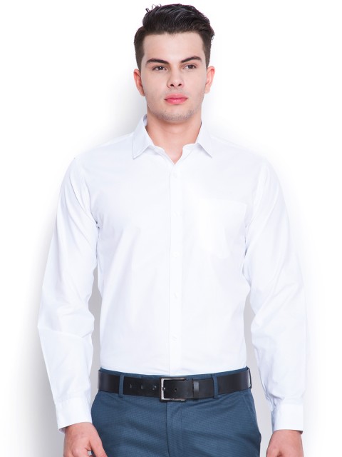 

Mark Taylor Men White Slim Fit Solid Formal Shirt