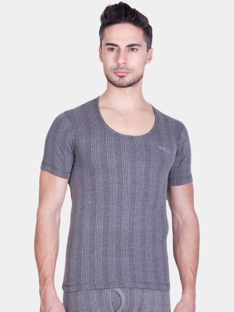 

Lux Inferno Men Charcoal Grey Solid Thermal Top