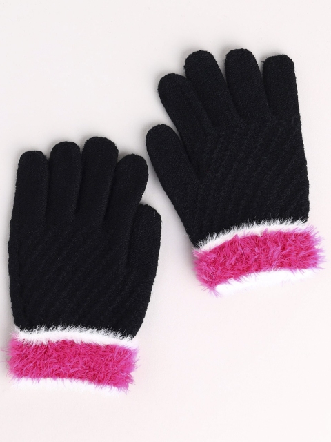 

Toonyport Unisex Kids Black Patterned Woolen Hand Gloves