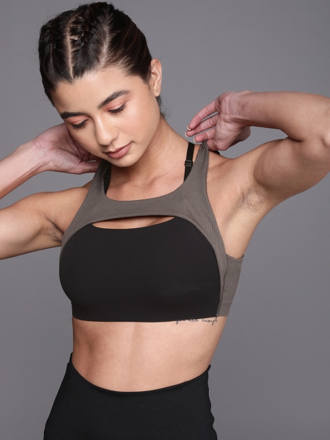

Nike Black & Grey Colourblocked Non- Padded Sports Bra
