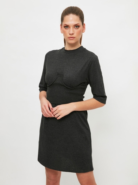 

Trendyol Beautiful Grey Solid Dress