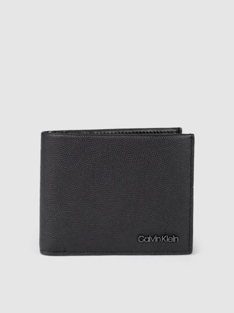 

Calvin Klein Men Black Textured Leather Two Fold Wallet