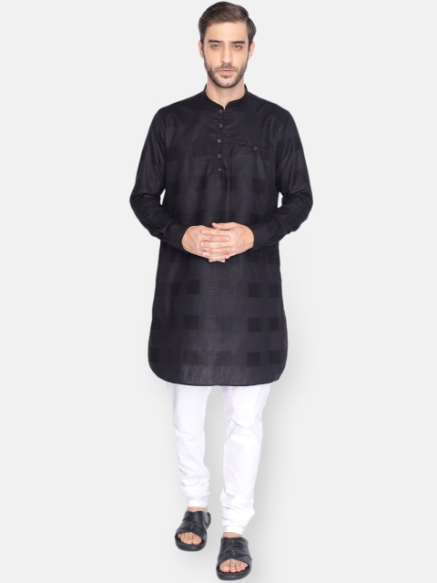 

NAMASKAR Men Black Striped Thread Work Khadi Pure Cotton Kurta
