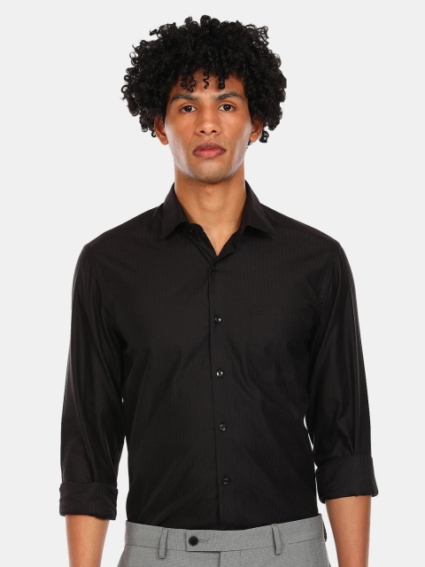 

Arrow Men Black Striped Regular Fit Cotton Casual Shirt