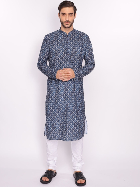 

NAMASKAR Men Green Ethnic Motifs Printed Pure Cotton Kurta with Churidar