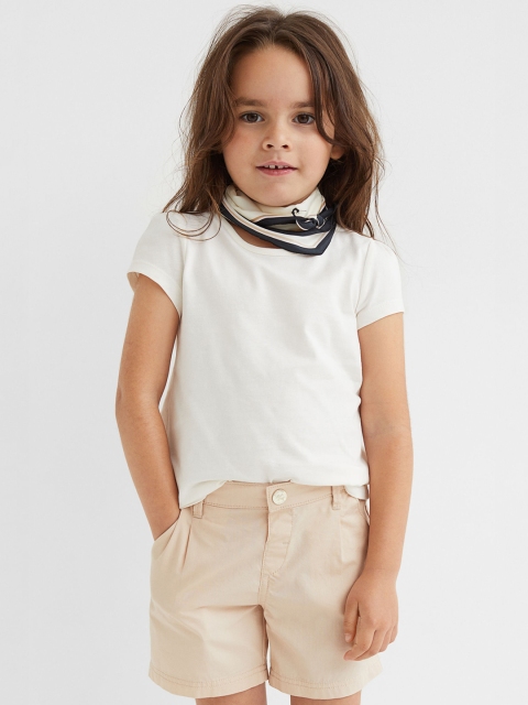 

H&M Girls Beige Solid Cotton Shorts