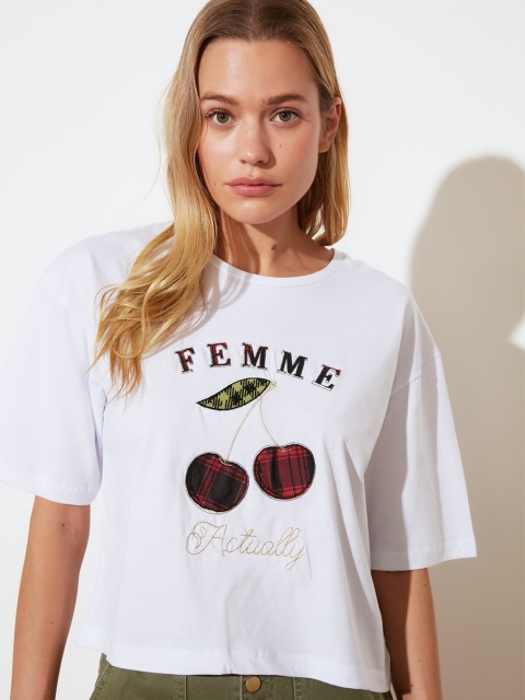 

Trendyol Women White Typography Printed T-shirt