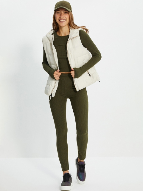 

Trendyol Woman Khaki Skinny Fit Trousers