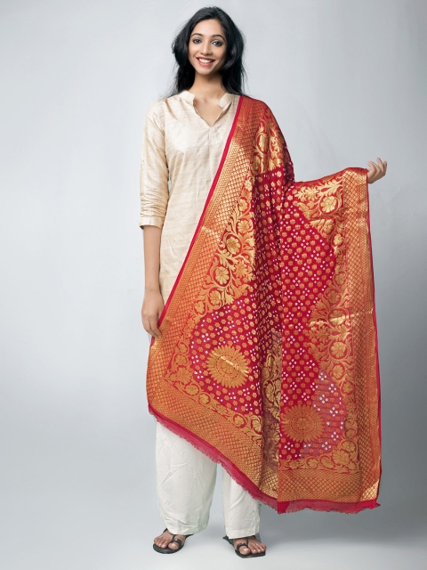 

Unnati Silks Red & Gold-Toned Dyed Bandhani Dupatta with Zari