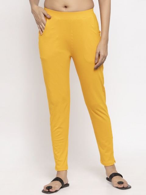 

NEUDIS Women Yellow Solid Slim-Fit Ankle-Length Leggings