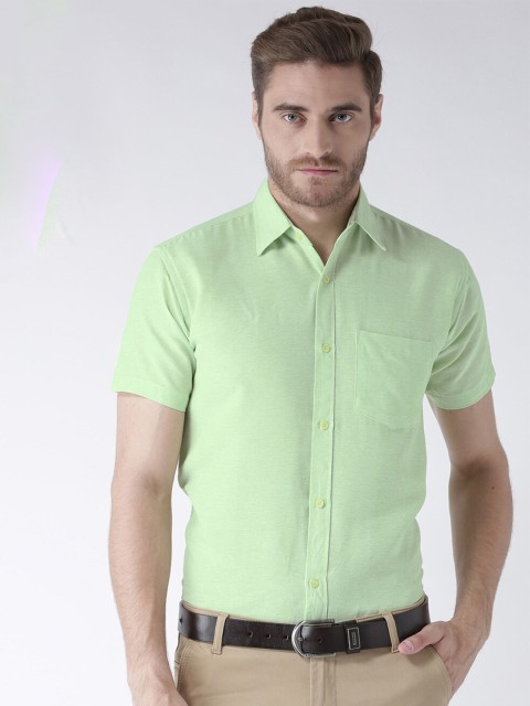 

KHADIO Men Green Solid Casual Shirt