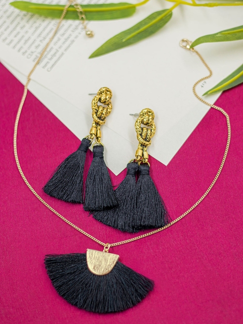 

Bellofox Gold-Toned & Black Tasseled Jewellery Set
