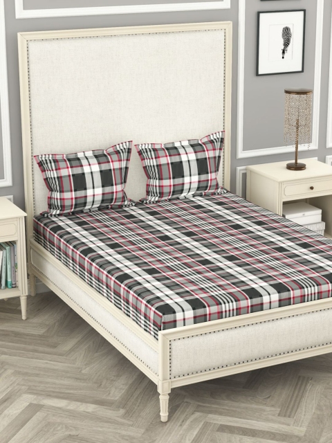 

BIANCA Grey & White Geometric 110 TC Queen Bedsheet with 2 Pillow Covers
