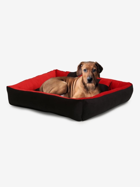 

WIGGLE TWIDDLE Red & Black Colourblocked Anti-Slip Pet Bed