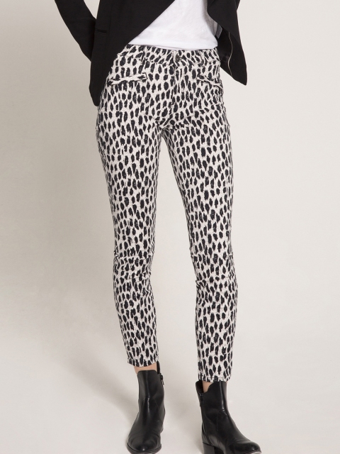 

ESPRIT Women White & Black Slim Fit Printed Flat-Front Trousers