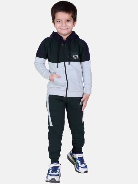 

KEPA Boys Grey & Green Colourblocked Cotton Hooded Tracksuit