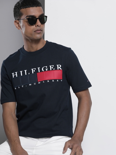 

Tommy Hilfiger Men Navy Blue & Red Brand Logo Embroidered Organic Cotton T-shirt