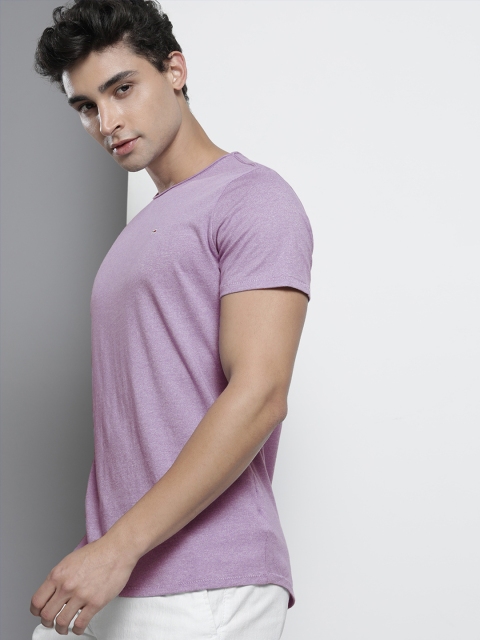 

Tommy Hilfiger Men Lavender Solid Slim Fit T-shirt