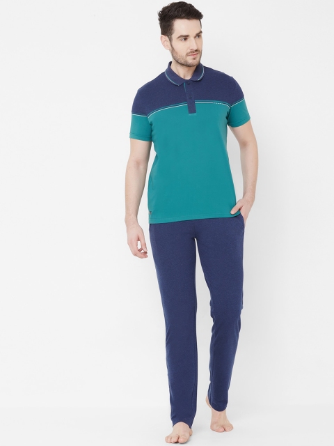 

Sweet Dreams Set Of 2 Men Teal & Blue Colourblocked Night suit