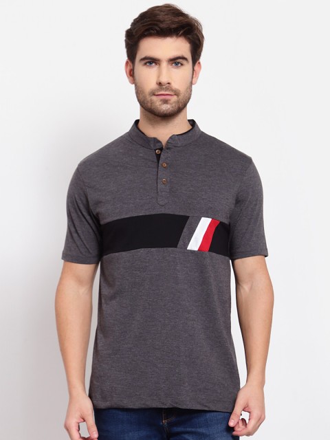 

Kalt Men Charcoal Mandarin Collar Applique T-shirt