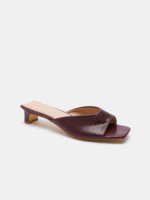 

shoexpress Maroon PU Kitten Peep Toes