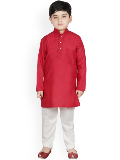 

SG YUVRAJ Boys Maroon Kurta with Pyjamas