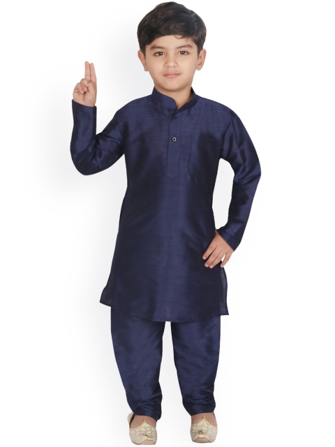 

SG YUVRAJ Boys Navy Blue Raw Silk Kurta with Salwar