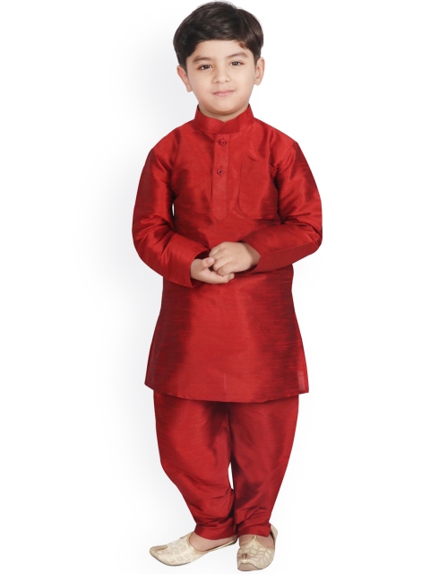 

SG YUVRAJ Boys Maroon Raw Silk Kurta with Salwar