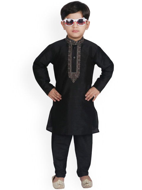 

SG YUVRAJ Boys Black Thread Work Raw Silk Kurta with Pyjamas