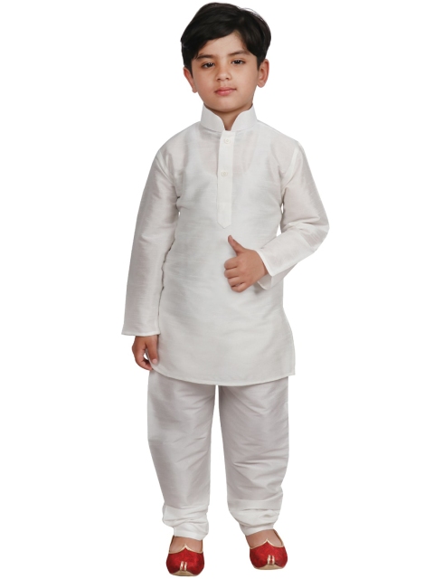 

SG YUVRAJ Boys Off White Raw Silk Kurta with Pyjamas