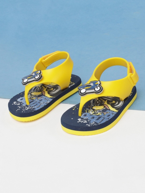 

max Boys Yellow & Blue Printed Slip-On