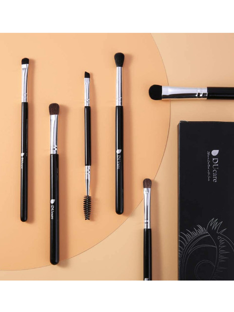 

Ducare Women Set of 6 Eyeshadow Blending Concealer Eye Makeup Brushes, Black
