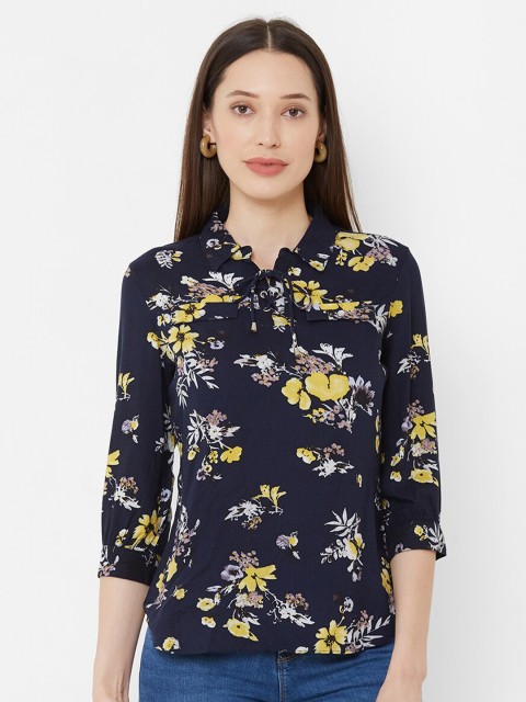 

Kraus Jeans Navy Blue Floral Print Top